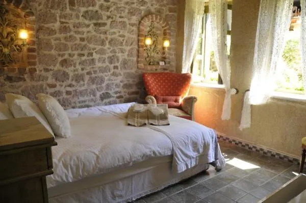 Ziyabey Konagi Ayvalı