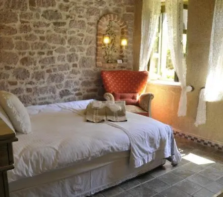 Ziyabey Konagi Ayvalik
